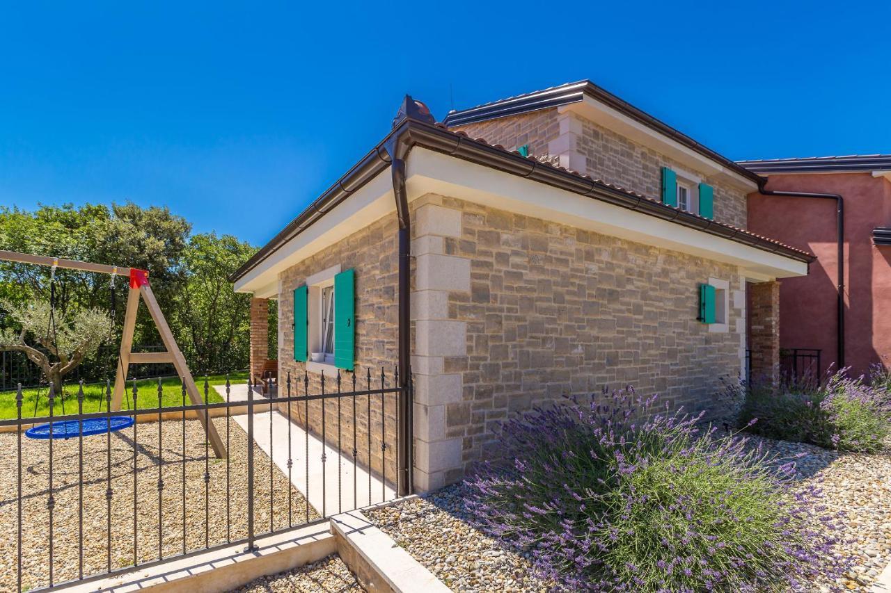 Holiday House Chiara Vrh  Exterior photo