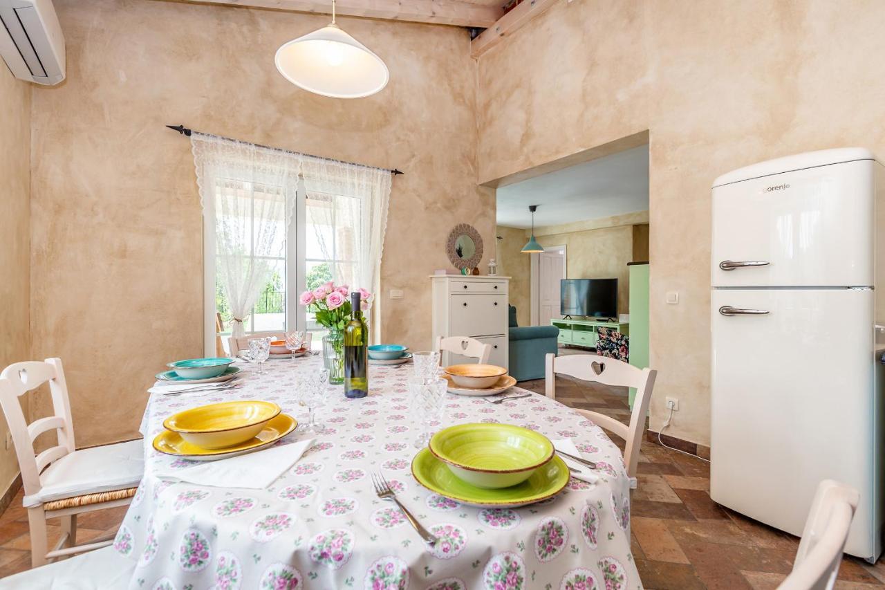 Holiday House Chiara Vrh  Exterior photo